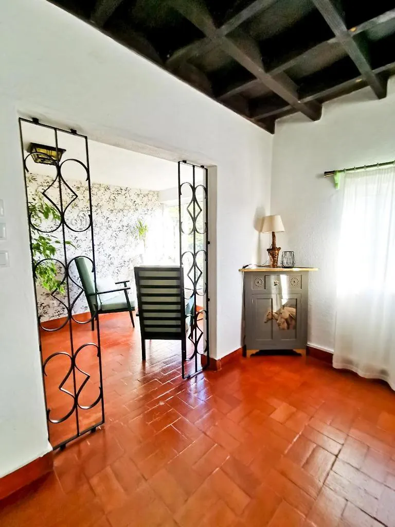 O Refugio Villa Coimbra 0*,